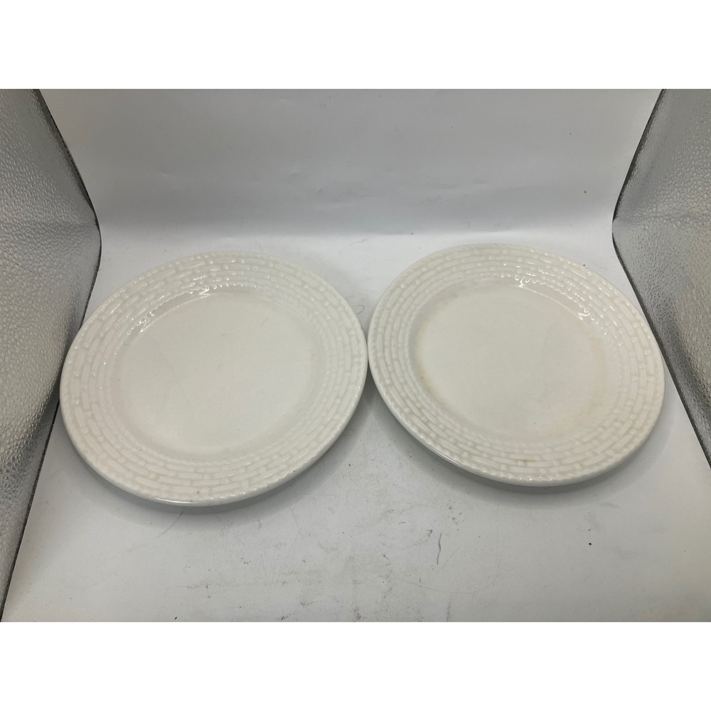 Gibson Home White Dinner Plates, Set of 2, Woven Basketweave Design,‎ Round